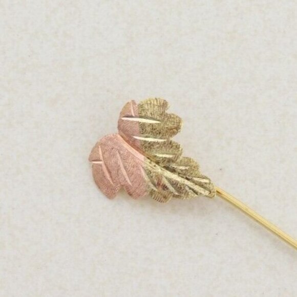 Pin 10k Black Hills Gold Leaf Design Stick Pin Lapel Pin Hat Pin - Picture 6 of 8